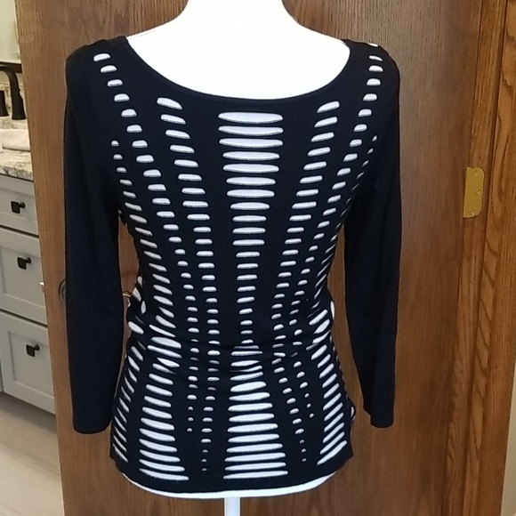 Express sweater - Picture 3 of 4